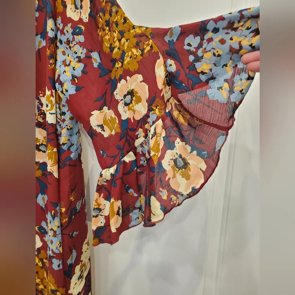 UMGEE Fall Colors Umgee Deep Burgundy Floral Midi Dress with Ruffled Sleeves 1X - Picture 2 of 3